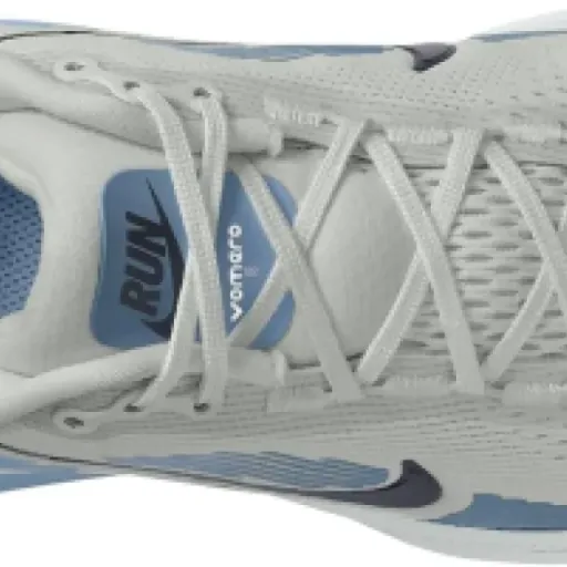 Test Nike Vomero 18 : grosses baskets amorties pour marcheurs et coureurs qui aiment le confort