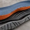 Chaussure de running pour femme : ce que l'anatomie du pied change vraiment, au-delà du coloris
