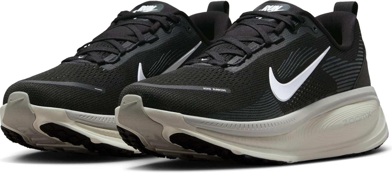 Nike Vomero 18 SneakerHomme 44 EU Noir Coconut Milk Light Iron Ore Summit White