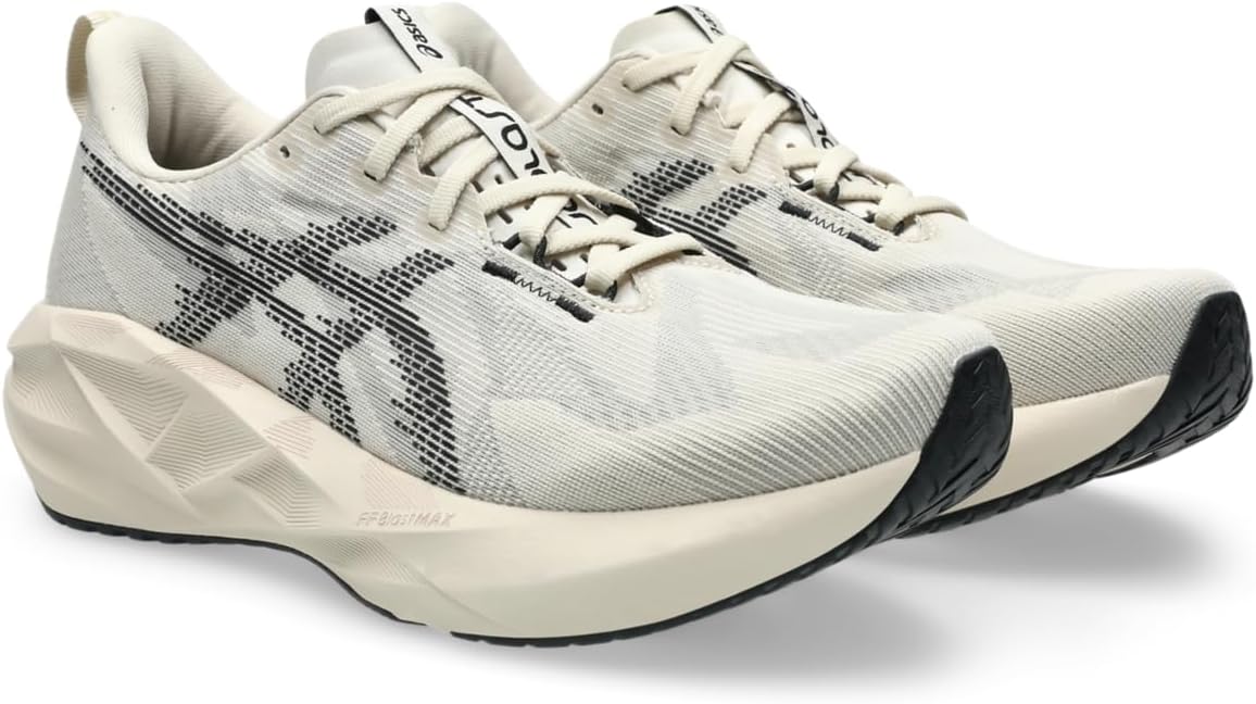 Asics Novablast 5 BasketHomme 43.5 EU Flocons D Avoine Noir