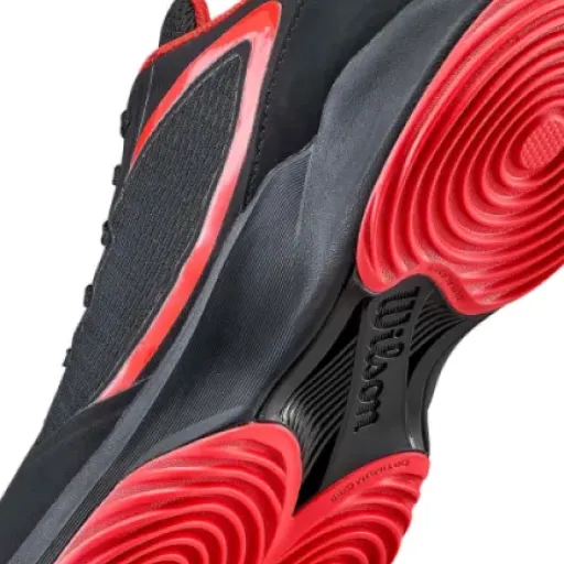 Test Wilson Hurakn Lite : des chaussures de padel légères qui font bien le job