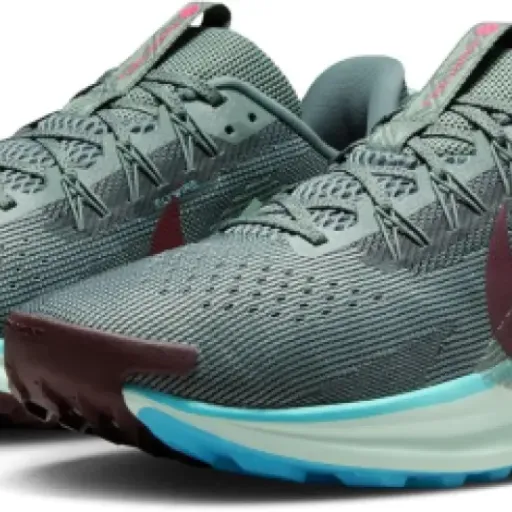 Test Nike Pegasus Trail 5 DV3864-400 : la basket de trail polyvalente mais pas parfaite