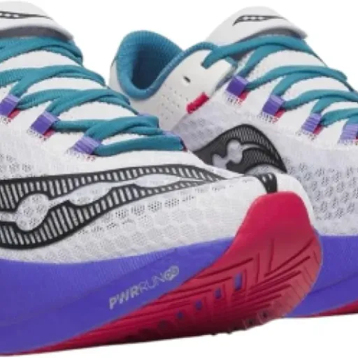 Test Saucony Endorphin Pro 4 : la chaussure carbone qui pousse vraiment en avant (mais pas pour tout le monde)